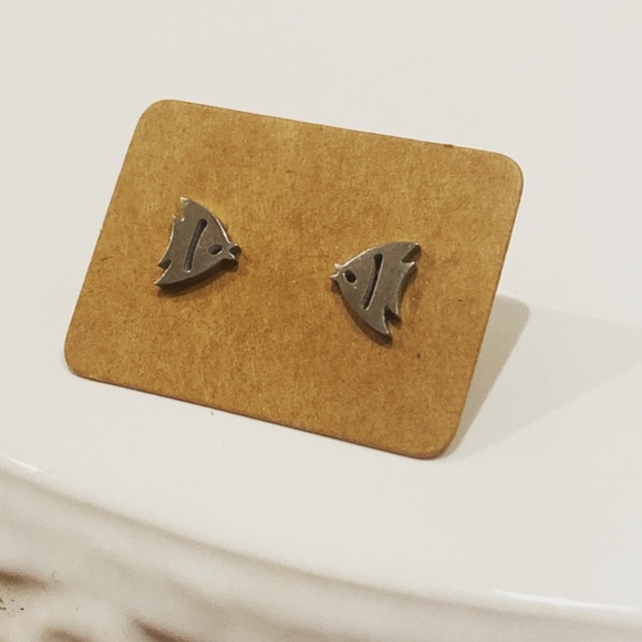 Dainty Tropical Angel Fish Earrings - Picture 2 of 2
